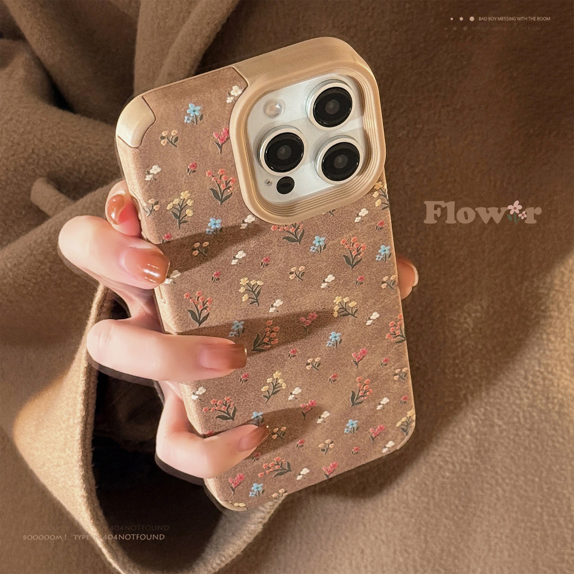 Funda de Teléfono Floral Suave y Delicada con un Aire Artístico Retro de Otoño-Invierno