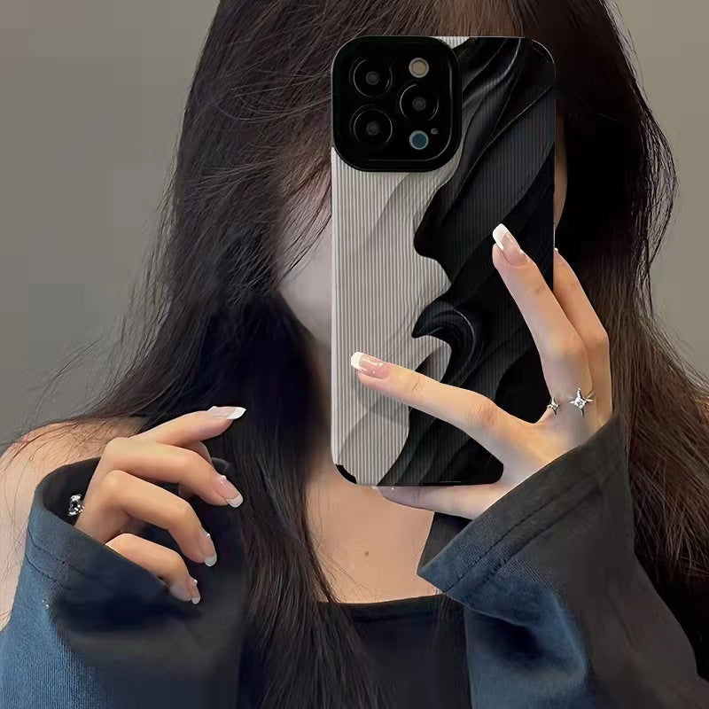 Funda de teléfono con patrón de ondas y chapa de madera